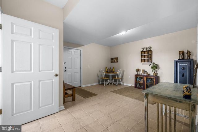 12270 HIGH POINT RD, Felton, PA 17322