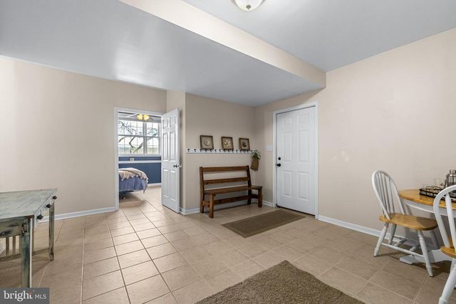 12270 HIGH POINT RD, Felton, PA 17322