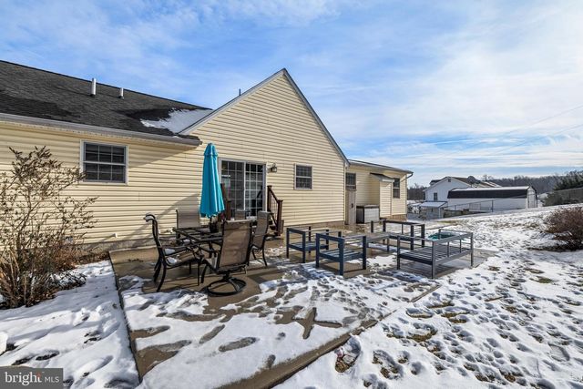 12270 HIGH POINT RD, Felton, PA 17322