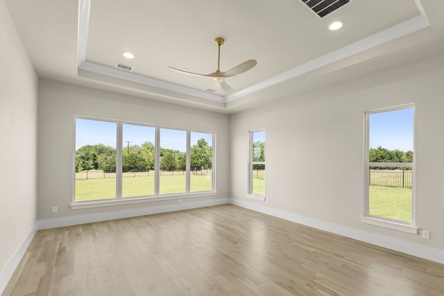 208 Terry Lane, Heath, TX 75032