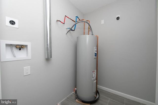 876 N 19TH ST, Philadelphia, PA 19130