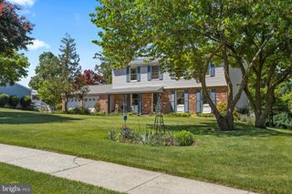 914 SAGE RD, West Chester, PA 19382