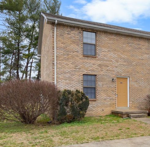 727 Peachers Mill Rd, Clarksville, TN 37042