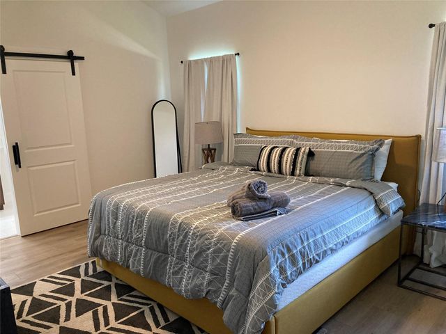 11001 4th ST, Jonestown, TX 78645