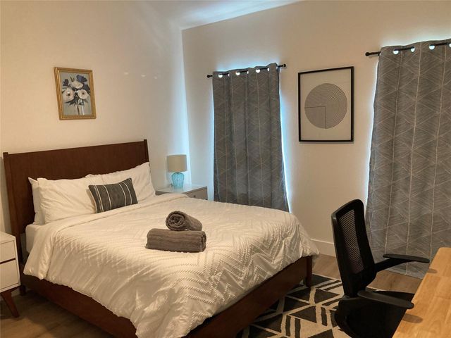 11001 4th ST, Jonestown, TX 78645