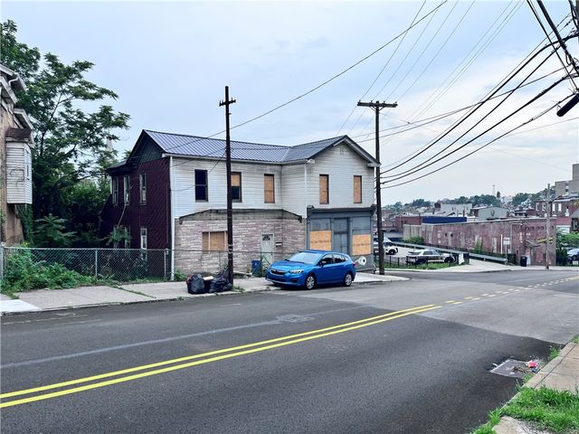 1300 Arlington Ave, Allentown, PA 15210