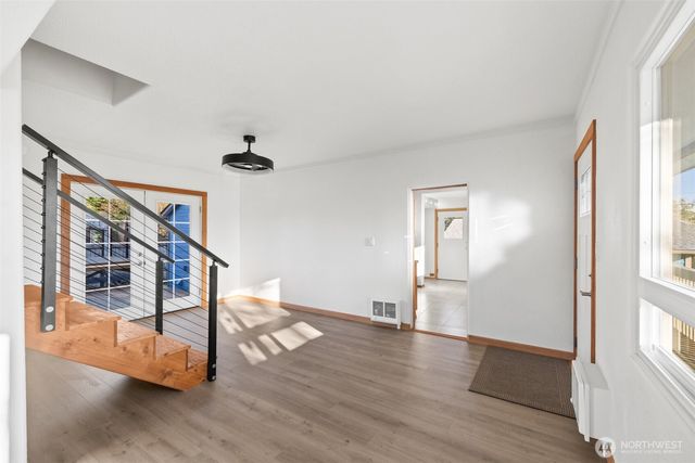 233 E 10th Street, Port Angeles, WA 98362