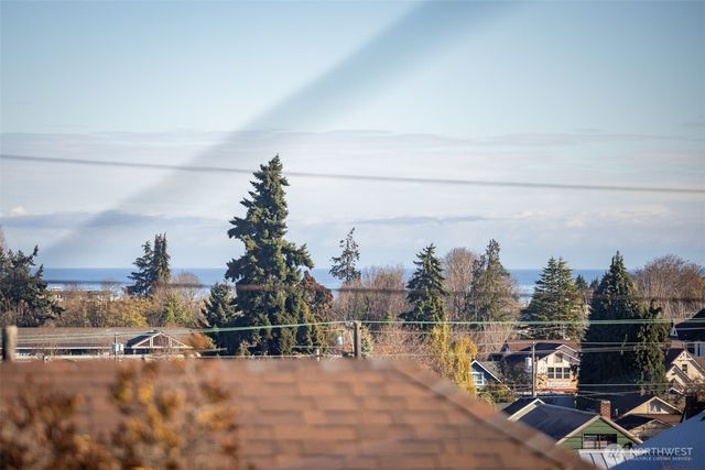 233 E 10th Street, Port Angeles, WA 98362