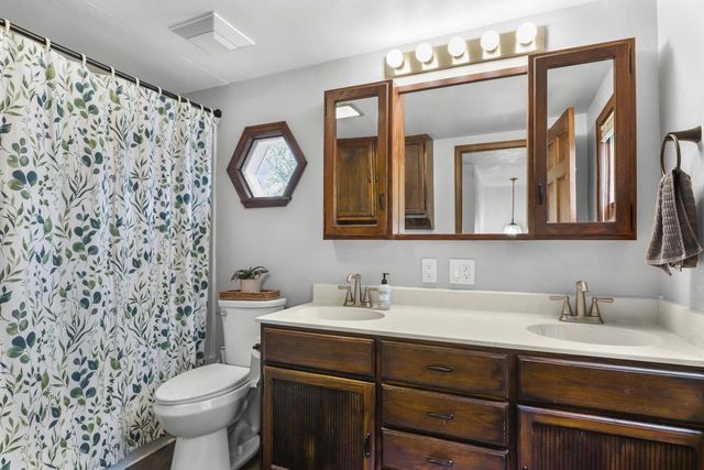 139 Main Street, Cottage Grove, WI 53527