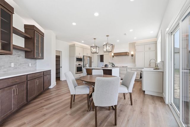 12535 Blue Jay Trail, Fort Wayne, IN 46814