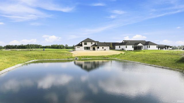12535 Blue Jay Trail, Fort Wayne, IN 46814