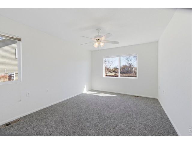 1560 Oak Creek Dr, Loveland, CO 80538