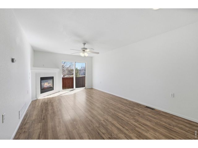 1560 Oak Creek Dr, Loveland, CO 80538