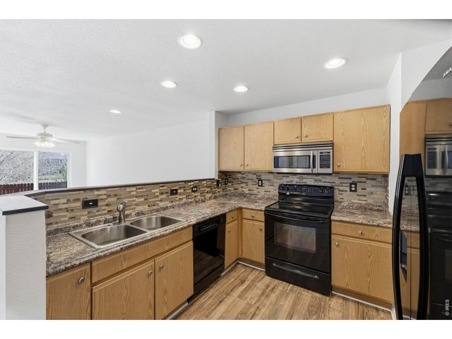 1560 Oak Creek Dr, Loveland, CO 80538