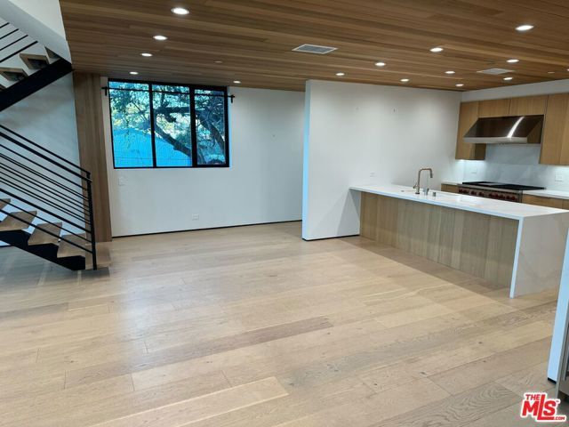 611 Broadway Street, Venice (los Angeles), CA 90291