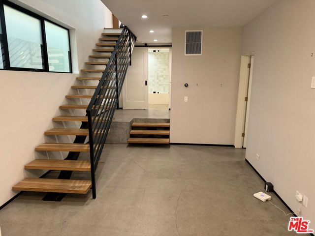 611 Broadway Street, Venice (los Angeles), CA 90291