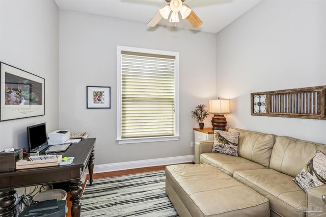 4090 Oak Pointe Dr, Gulf Breeze, FL 32563