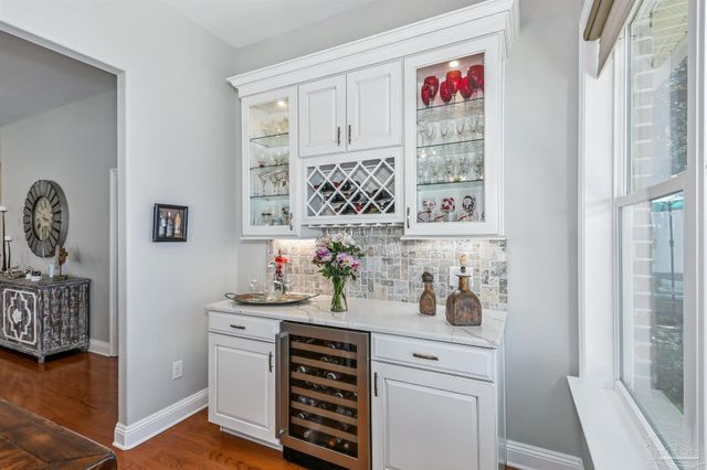 4090 Oak Pointe Dr, Gulf Breeze, FL 32563