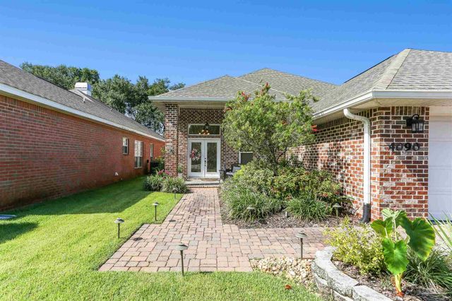 4090 Oak Pointe Dr, Gulf Breeze, FL 32563