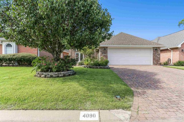 4090 Oak Pointe Dr, Gulf Breeze, FL 32563