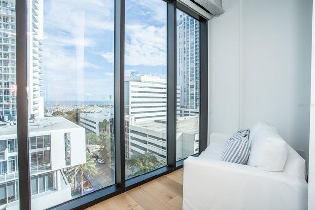 175 2ND STREET S 808, St Petersburg, FL 33701