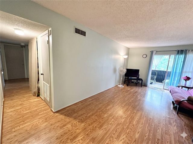 912 LAKE DESTINY ROAD F, Altamonte Springs, FL 32714