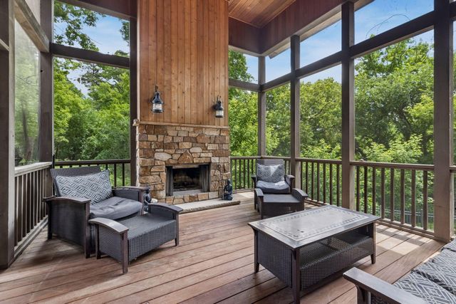2647 Plymouth Road, Minnetonka, MN 55305