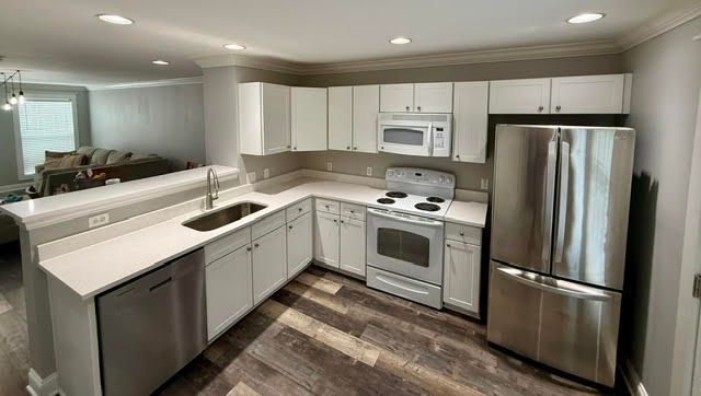 1725 South Harvey Mitchell Parkway 1715, College Station, TX 77840