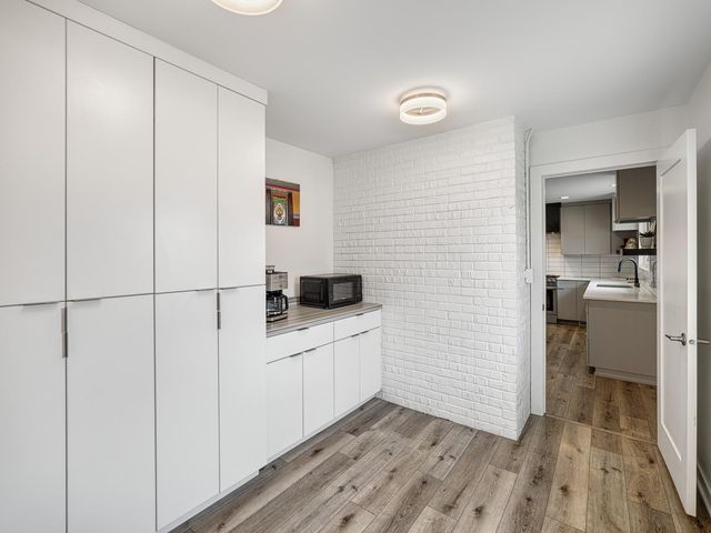 11014 Stanley Curve, Bloomington, MN 55437