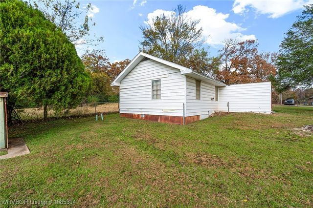 1203 Gerald Street, Barling, AR 72923