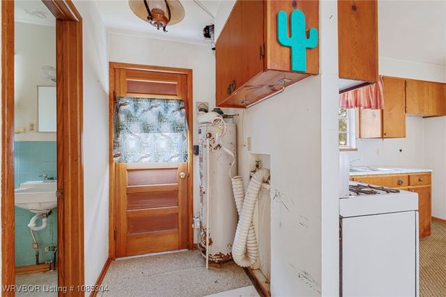 1203 Gerald Street, Barling, AR 72923