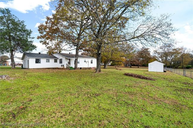 1203 Gerald Street, Barling, AR 72923