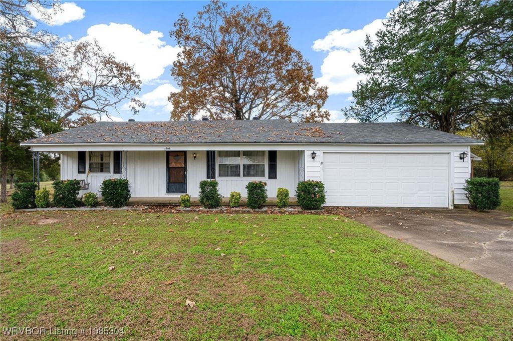1203 Gerald Street, Barling, AR 72923