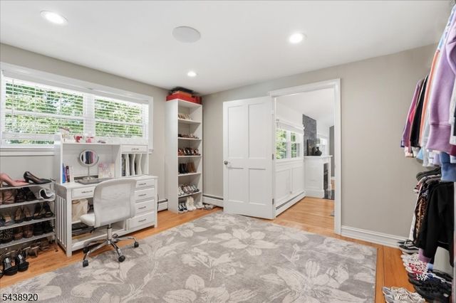 3 Richard Dr W, Mount Arlington Boro, NJ 07856