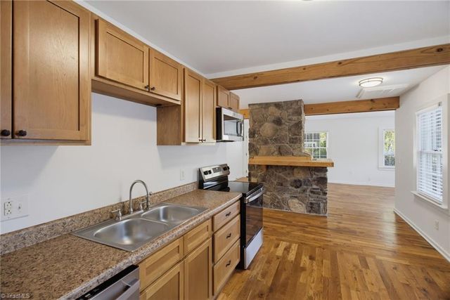 1513 Willomore Street, Greensboro, NC 27403