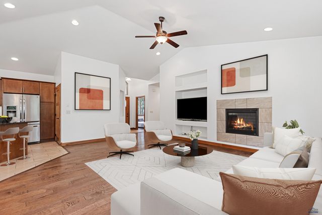 23487 DRY SAGE LN, Rapid City, SD 57702