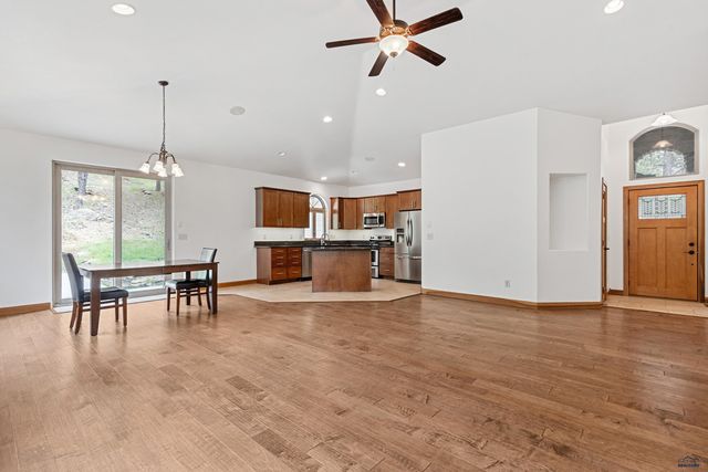 23487 DRY SAGE LN, Rapid City, SD 57702