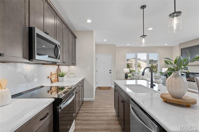 50 Pheasant Ring Drive, St Peters, MO 63376