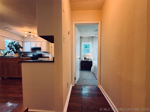 419 S 37th West Avenue, Tulsa, OK 74127