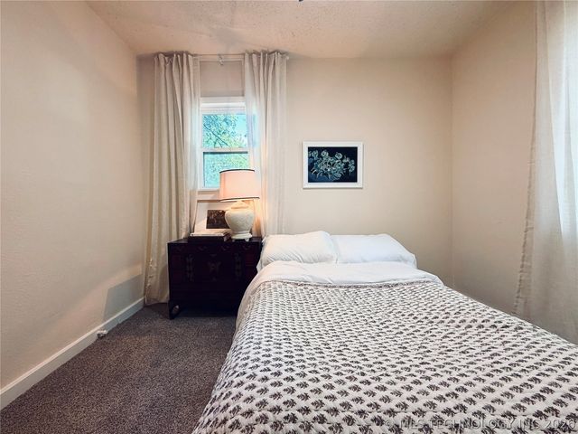419 S 37th West Avenue, Tulsa, OK 74127