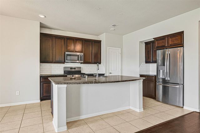 8414 Victoria Springs Drive, Richmond, TX 77407