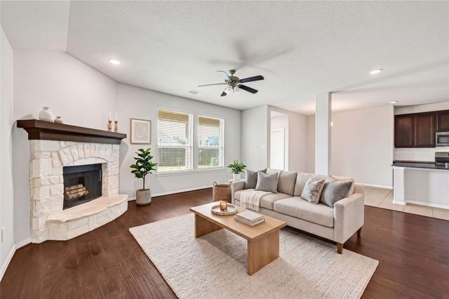 8414 Victoria Springs Drive, Richmond, TX 77407
