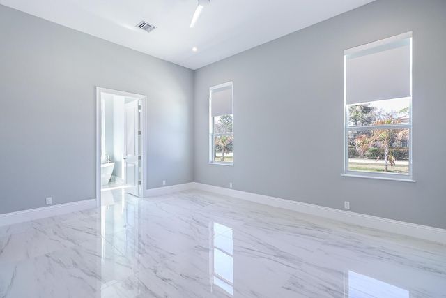 7595 155th Place N, Palm Beach Gardens, FL 33418