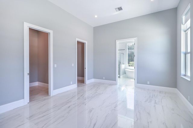 7595 155th Place N, Palm Beach Gardens, FL 33418