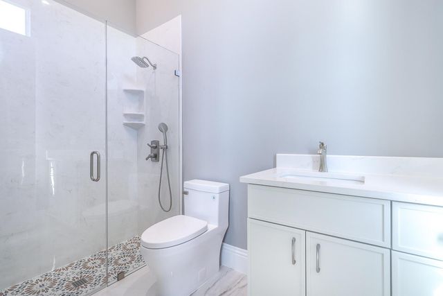7595 155th Place N, Palm Beach Gardens, FL 33418