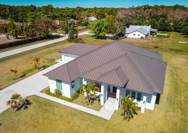 7595 155th Place N, Palm Beach Gardens, FL 33418