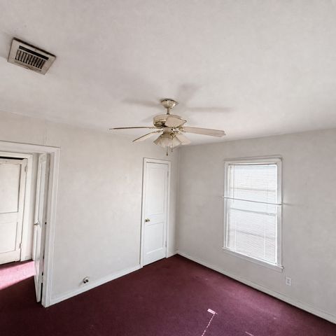 3018 Oakwood Street, Haltom City, TX 76117