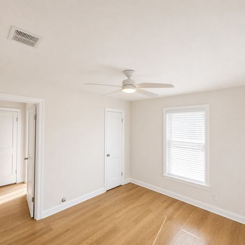 3018 Oakwood Street, Haltom City, TX 76117
