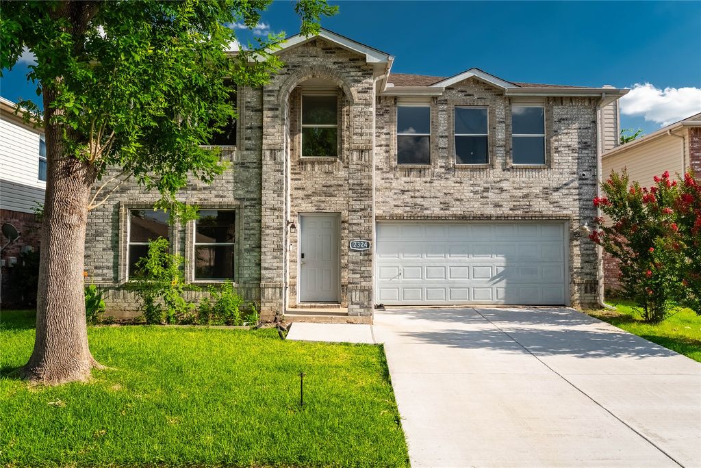 2324 Chestnut Drive, Little Elm, TX 75068