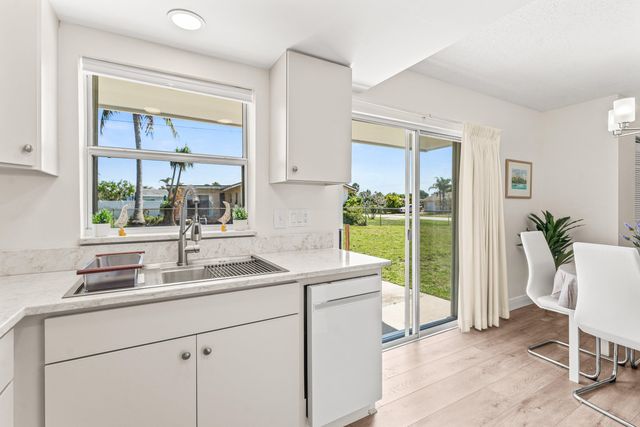 3364 Grove Road, Palm Beach Gardens, FL 33410